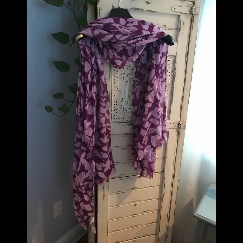 Banana Republic Scarf